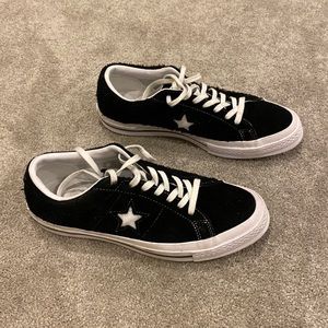 Converse black suede-feeling low top sneakers size 9.5 women